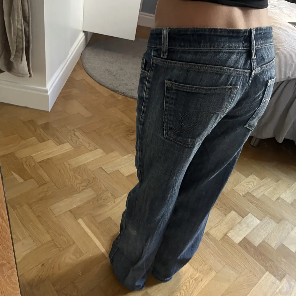 Mina favvo jeans som blivit för stora :(. Jeans & Byxor.