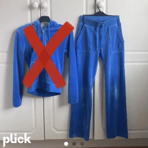 Juicy byxa - Så fina juicy byxor som är uppsydda så skulle tippa på att de passar folk som är 161cm eller under det💙+frakt 