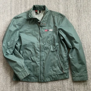 Diesel höstjacka  - Sjukt fet höstjacka från diesel i nästan nyskick! Size S sitter lite croppat! 