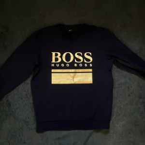 Hugo boss tröja - God skick