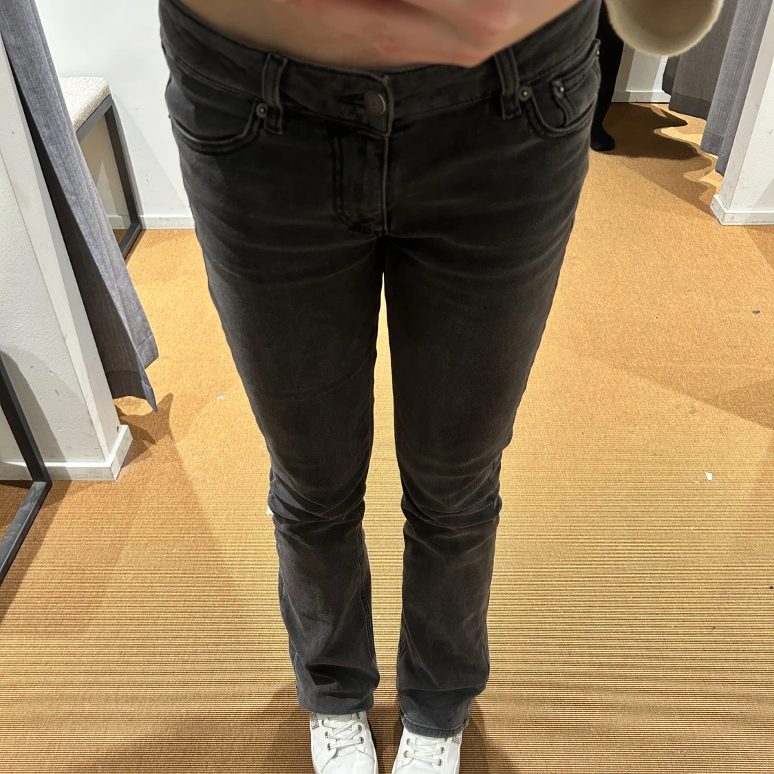 Lågmidjade bootcut