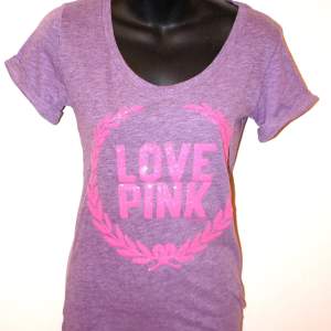 Lila Victoria secret T-shirt med rosa paljetter