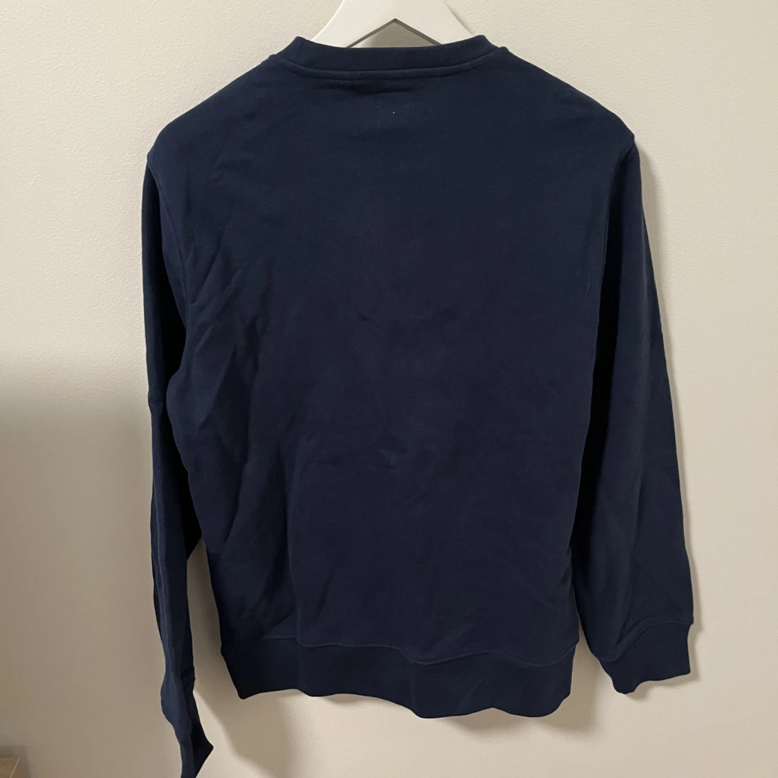 Levi’s tjocktröja  - 90