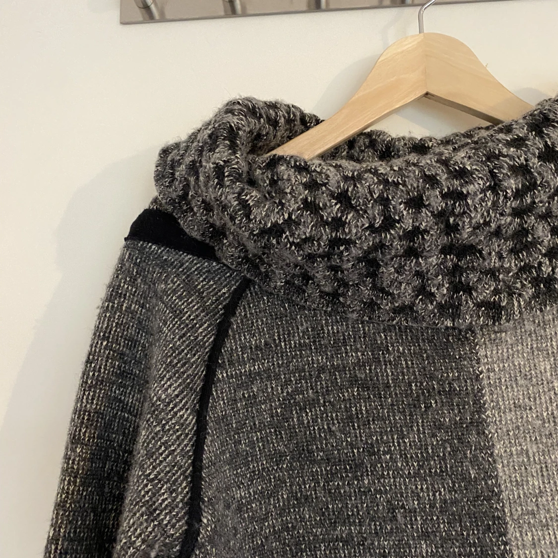 Polotröja med coolt mönster - 91