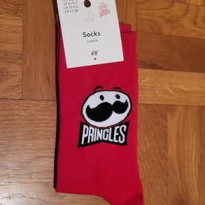 Pringles-strumpor - Långa pringles-strumpor. Oanvända. Storlek 43/45