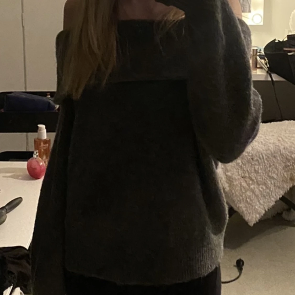 Off shoulder tröja - 90