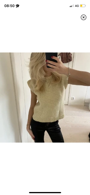 Stickad topp - lånade bilder från tjejen jag köpte ifrån 