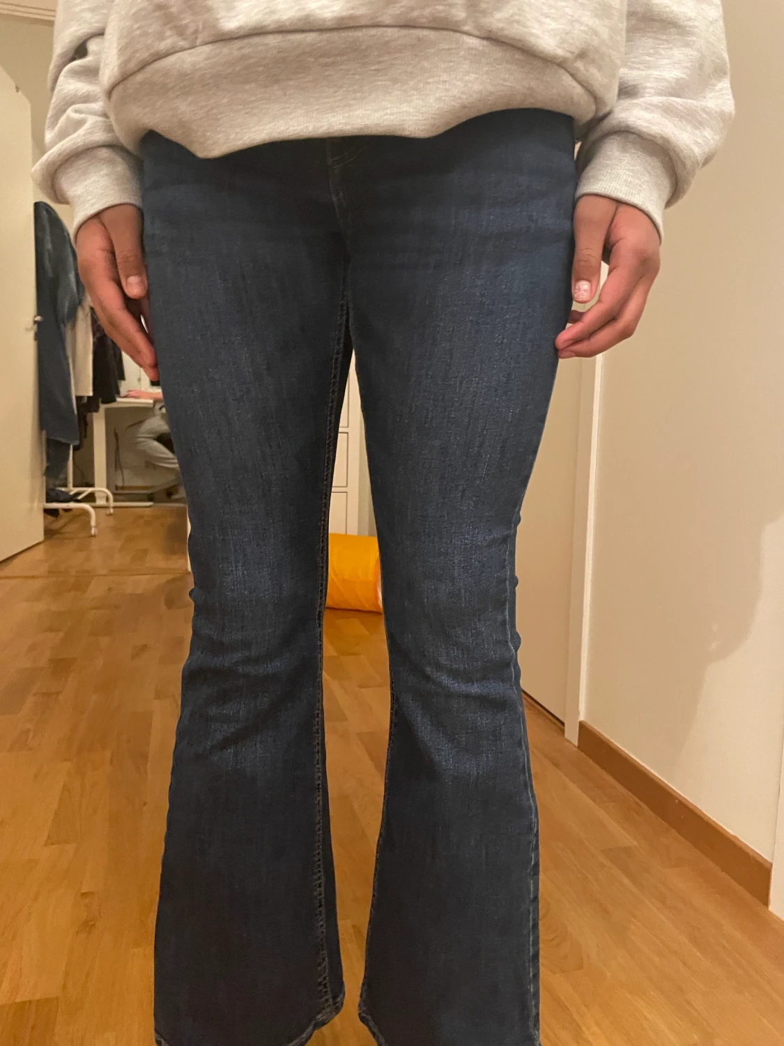 Bootcut lågmidjade jeans - 90