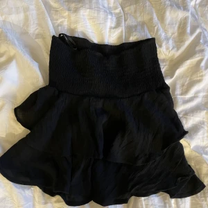 Kjol - Gullig liten kjol från shein, säljer då den är för liten för mig