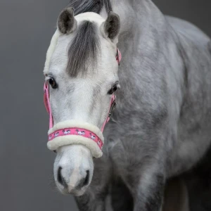 Rosa grimma🩷 - Rosa grimma med ett rosa fluff grimmskaft till. Har bara testat.  