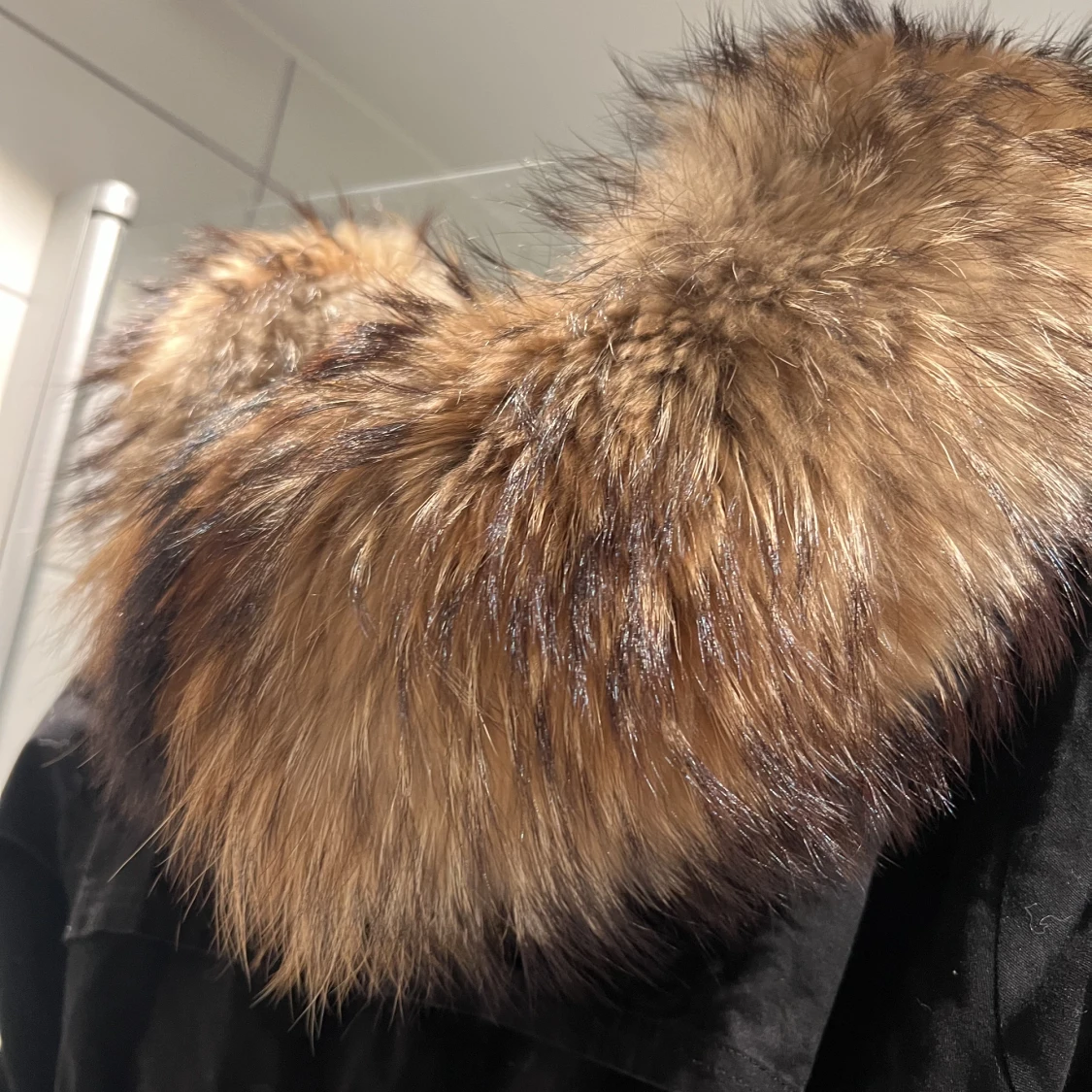 Jacka med äkta päls från glittershoppen - 91