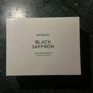 Helt oöppnad byredo black saffron 100ml