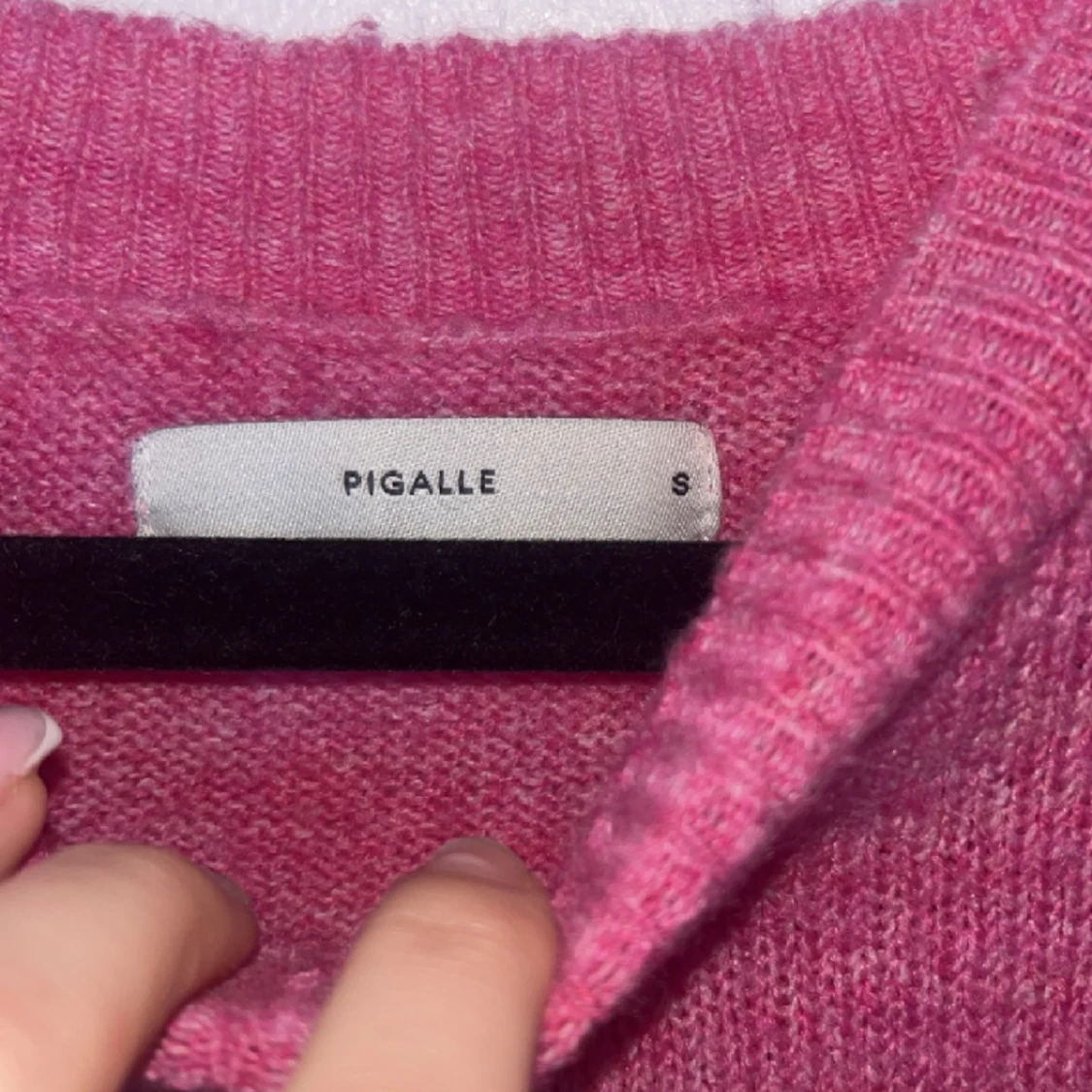 Rosa stickad tröja - 91