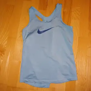 Nike linne i storlek XL i bra skick
