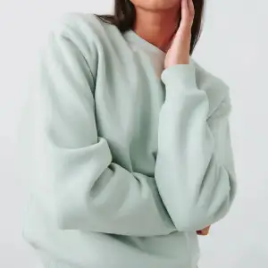 Basic sweatshirt från Gina 