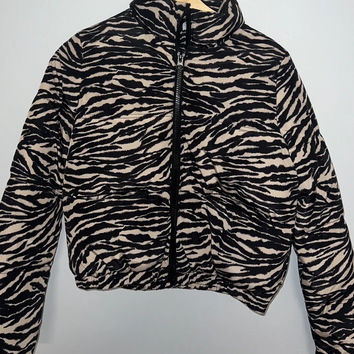 Tiger print bomberjacka