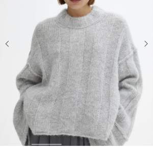 Säljer min superfina Dagmar tröja som aldrig är använd med lappen kvar! Den passar mig i storleken som vanligtvis har storlek 34 :) Nypris 3999kr💕💖