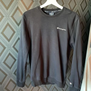 Tröja  - Tröja från Champion i mycket bra skick