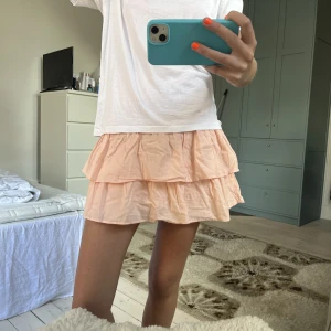 Super söt kjol - Säljer denna super fina kjolen!