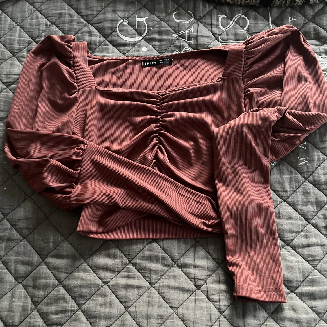 Topp med ”puffiga” armar 