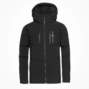 sail racing jacka - Köpte jackan 22 oktober 2022, har använt jackan under vintras, den är som helt ny.  Den har inga skador eller fläckar  Köpte jackan för 2200kr säljer den för 1500kr det kan hända priset minskar eller höjs gällde kunder.  Mer frågor eller bilder dm!!