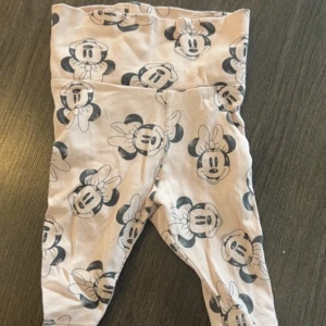 Mimmi leggings  - Mimmi leggings från hm, storlek 50💕