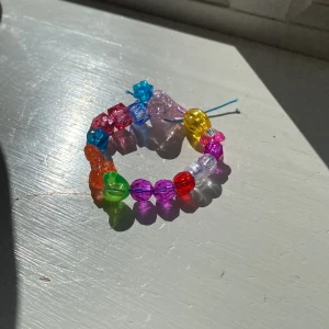 Armband  - Armbandet är i väldigt bra skick 