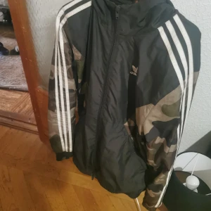 Adidas jacka - Adidas jacka