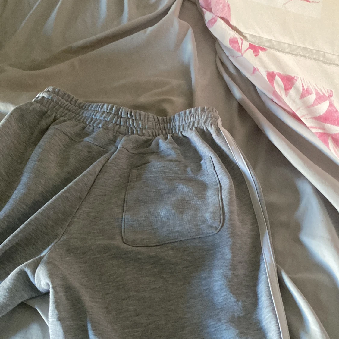 Adidasbyxor mjukis  - 90