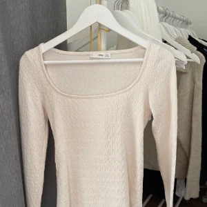 tröja mango - jättesöt tröja från mango i storlek s💕