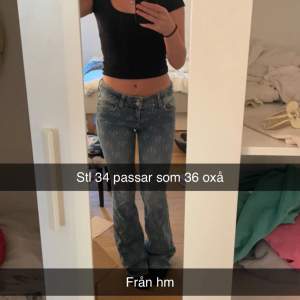 Jeans från h&m storlek 36, andvänd 1 gång