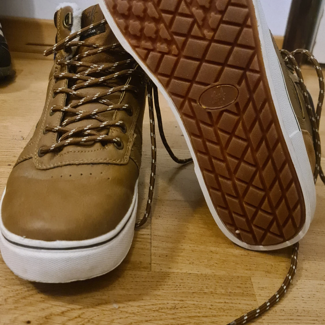 Fodrade skor från Leaf  - 91