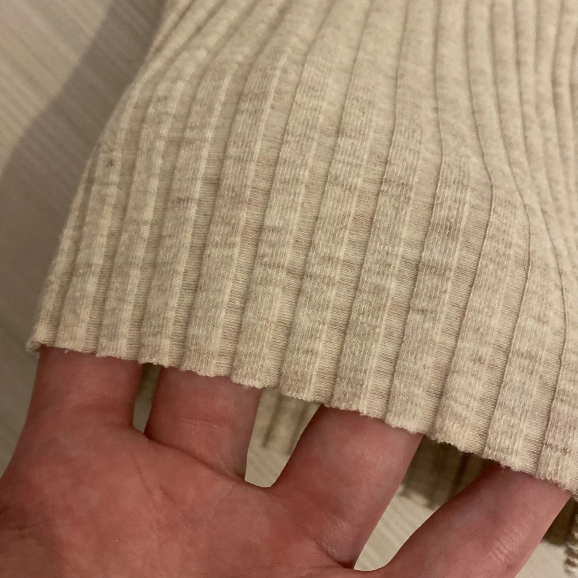 Beige ribbade byxor! - 90