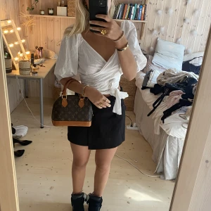 Blus - Super fin topp