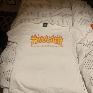 Thrasher t-shirt - Riktigt najs t-shirt i nyskick😄