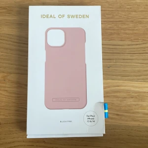 Ideal of Sweden skal ( iPhone 13 & 14) - Ett nytt oanvänt skal. 
