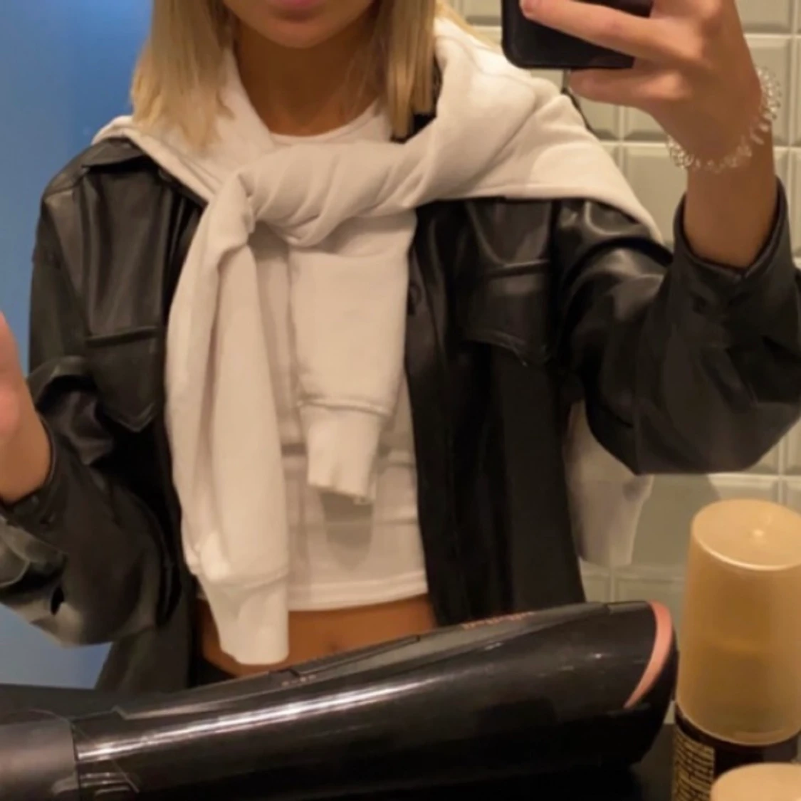 Svart skinnjacka  - 91