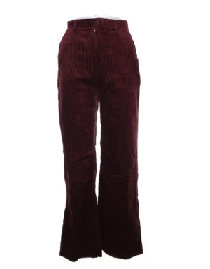 Manchesterbyxor - Lila manchesterbyxor från H&M  Köpte byxor på Sellpy, dom passade inte och missade att lämna tillbaka dom i tid. 