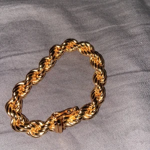 Guld cordel armband - Guld 40g pris kan diskuteras vid snabb affär