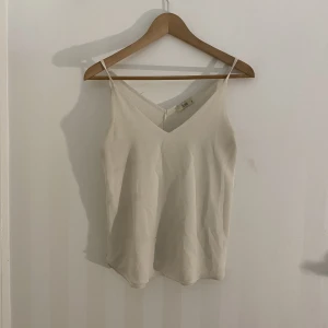 Qu Zu linne - Qu Zu är ett Turkiskt märke. Har används en gång. 