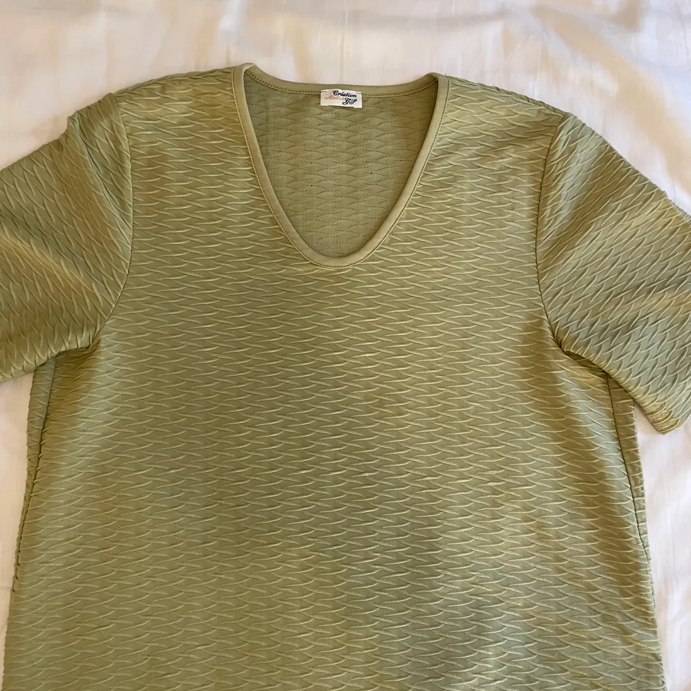 Grön fin tröja från Ateljén 😙. T-shirts.