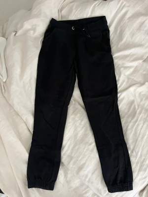 Svarta mjukisbyxor  - Pris kan alltid diskuteras 🖤❤️