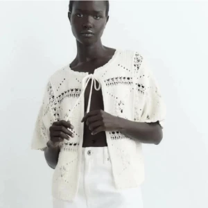 Kofta från Zara! - Fin och trendig kofta från Zara! 💕