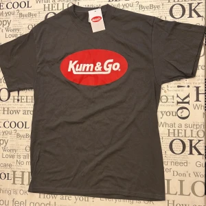 Kum & Go tshirt  - Helt ny
