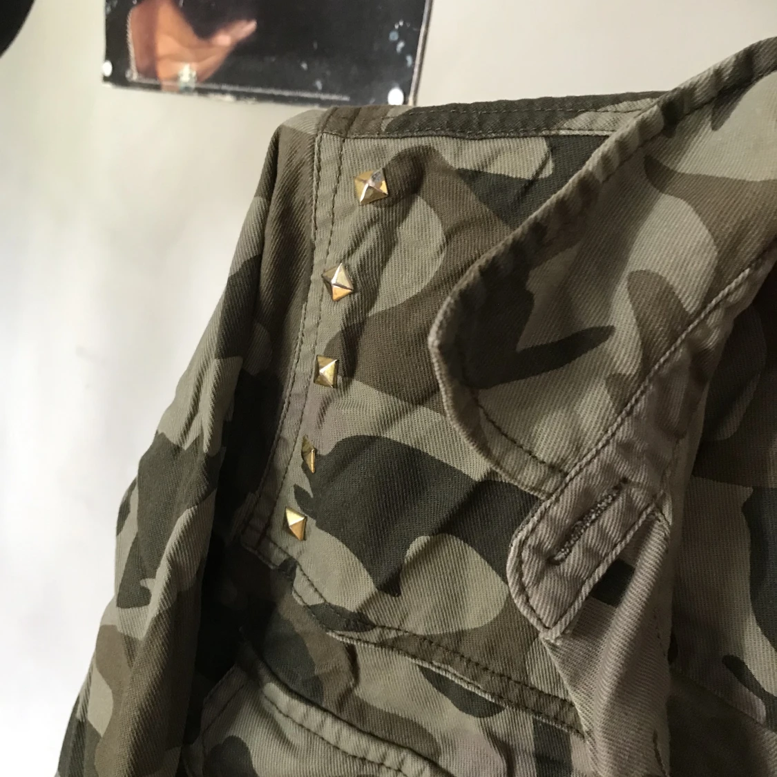 Militärmönstrad kofta - 90