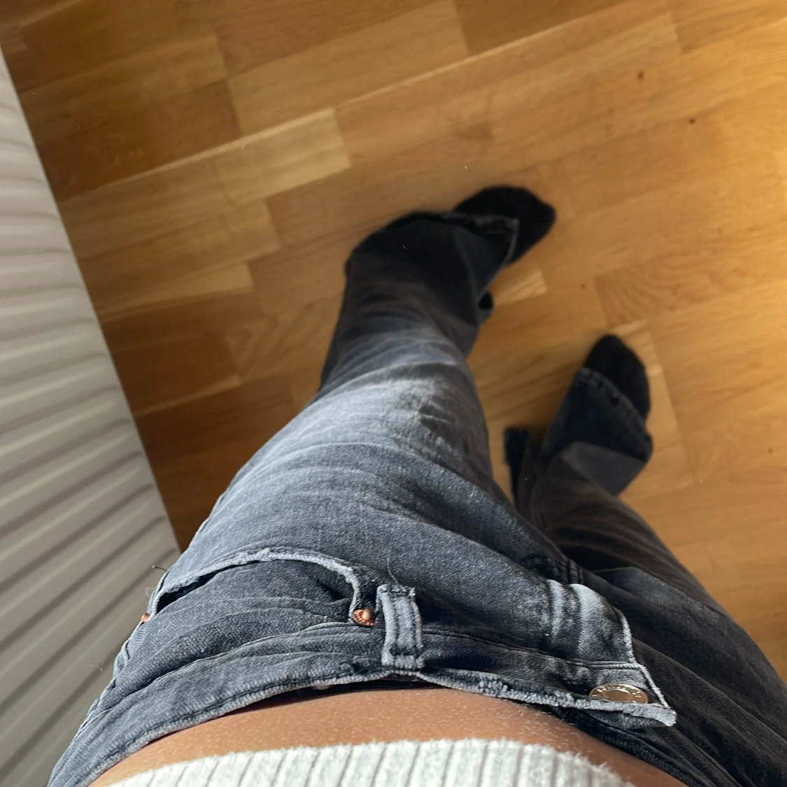 Mörkgrå jeans från Zara - 91