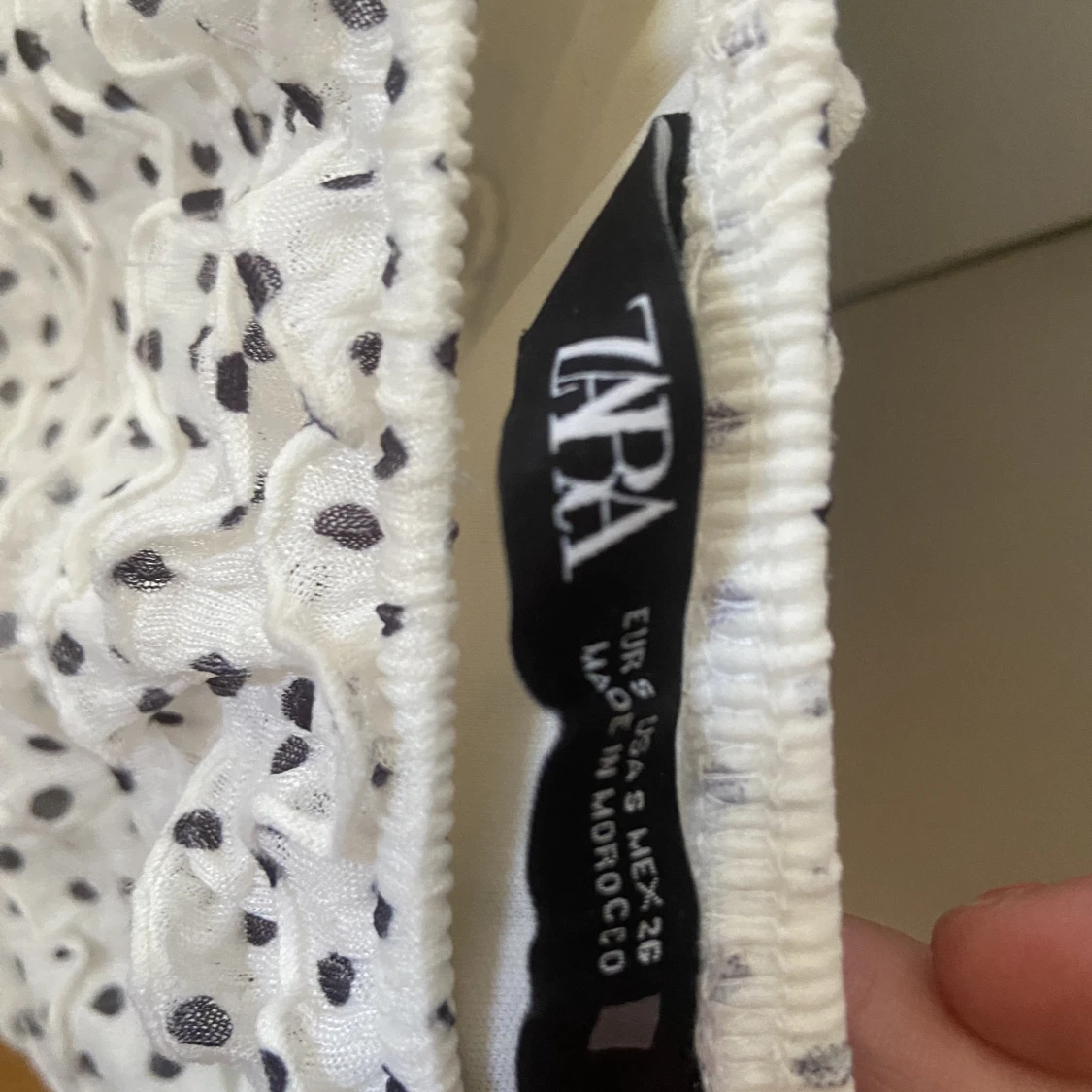 Prickig zara klänning  - 91