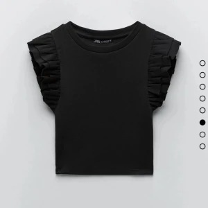 Volangtopp Zara - Använd fåtal gånger, inga defekter. Storlek M