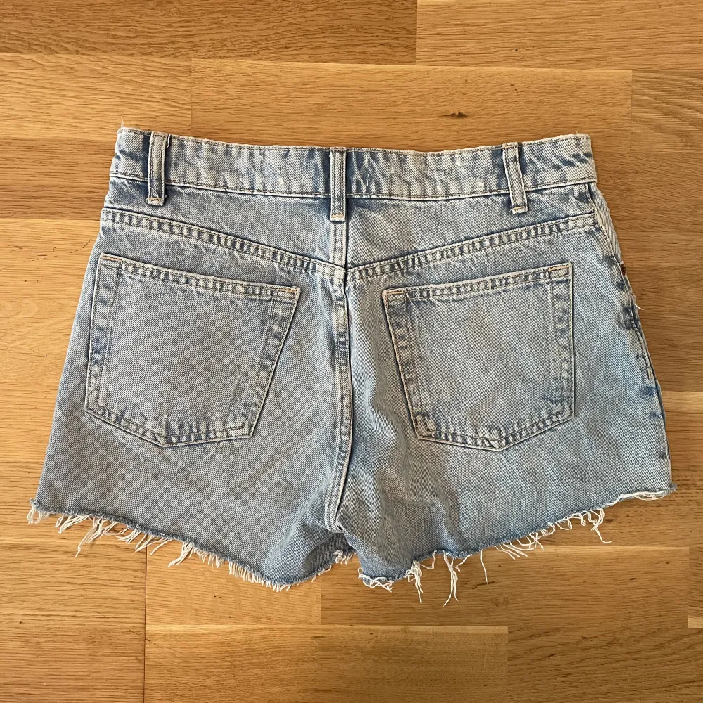 Perfekta jeans shortsen från Zara 🤠. Shorts.
