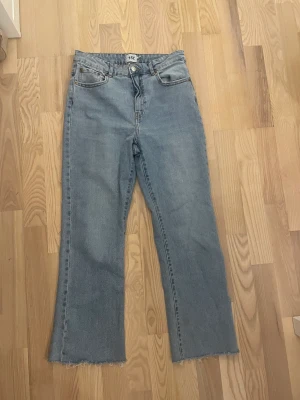 Blue jeans  - Ljusblå jeans från lager 157 nästan aldrig använt. 